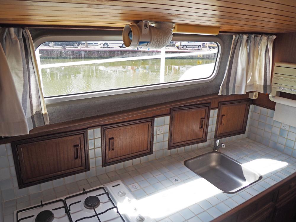 Fore ship, Accommodation